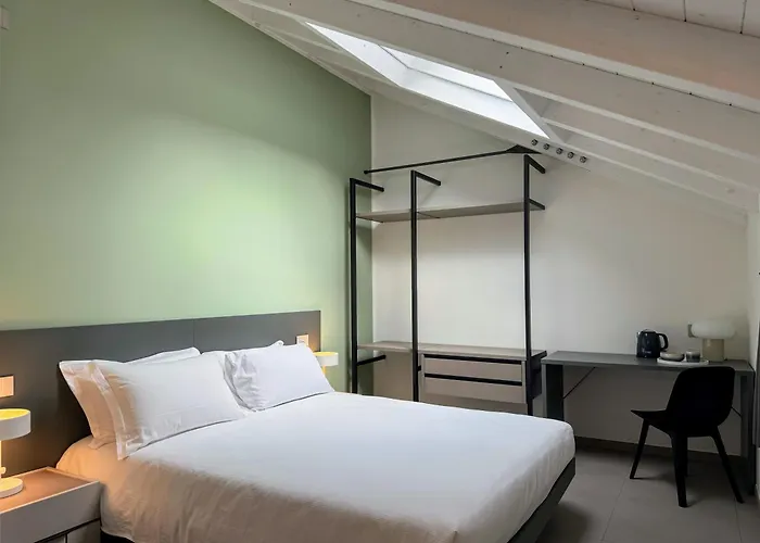 Urban Living Гостевой дом