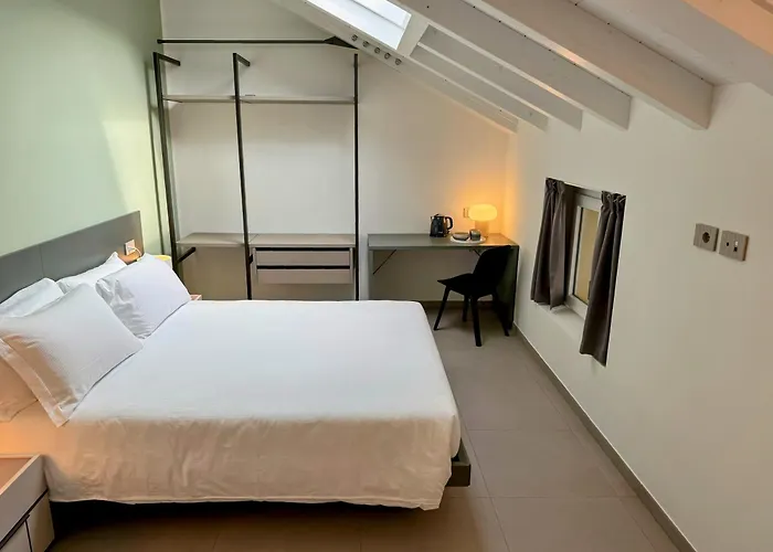 Urban Living Комо