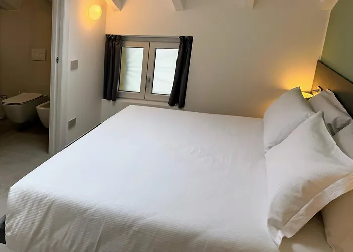 Urban Living Πανσιόν